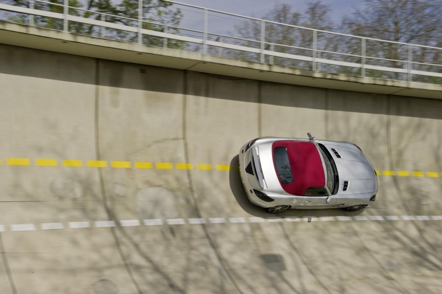  Mercedes-Benz SLS AMG Roadster 2012 года  (фото 116 из 198)